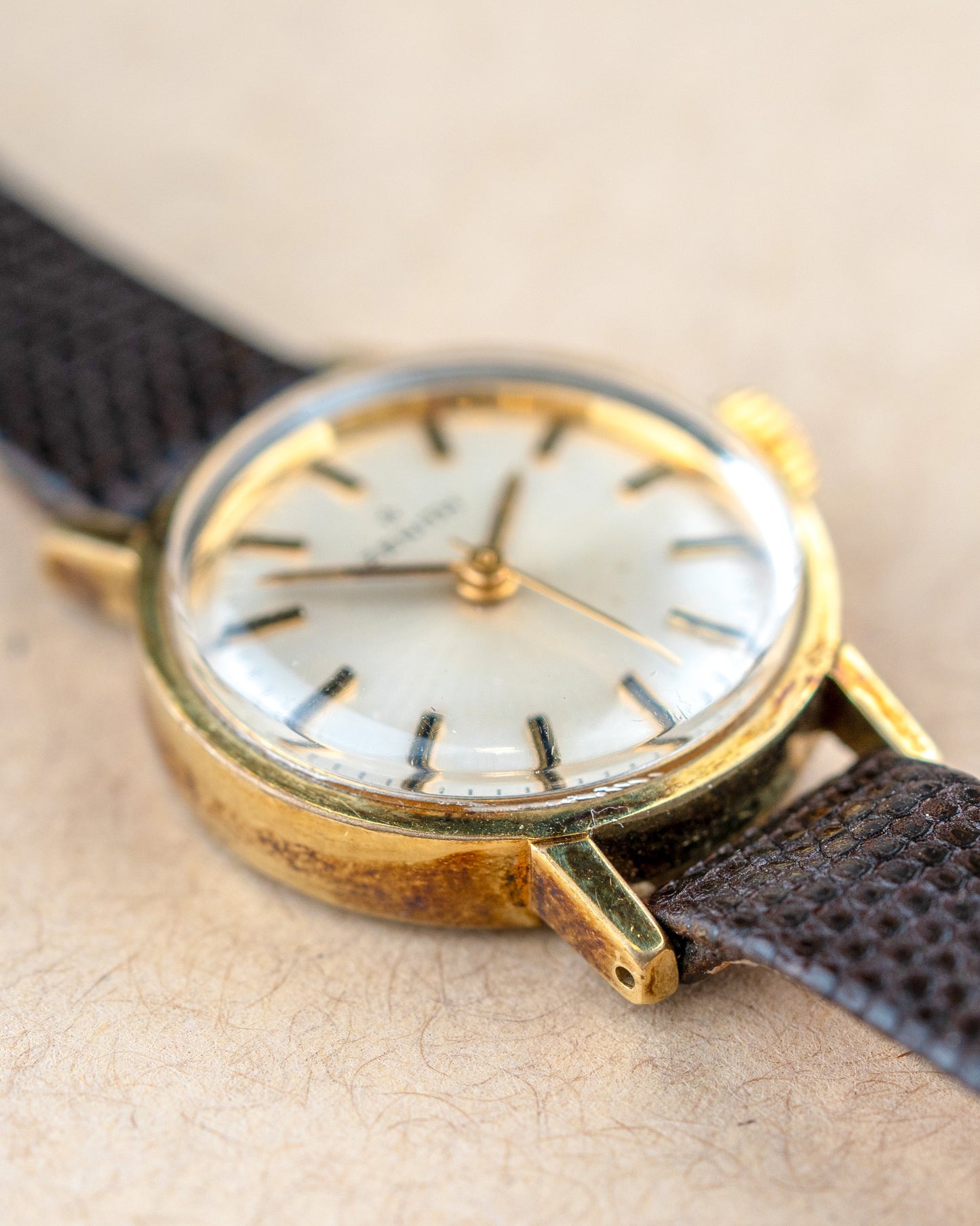 1970'S Vintage Ladies Zenith Time-Only Gold Plated - Silver Dial