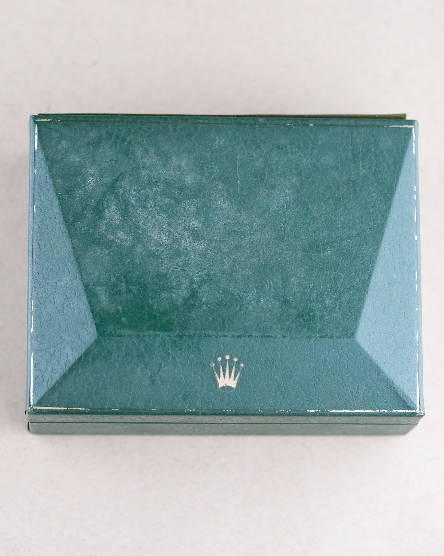 1974 Vintage Rolex Date Ref. 1500 - Silver Dial with Box and Inserts