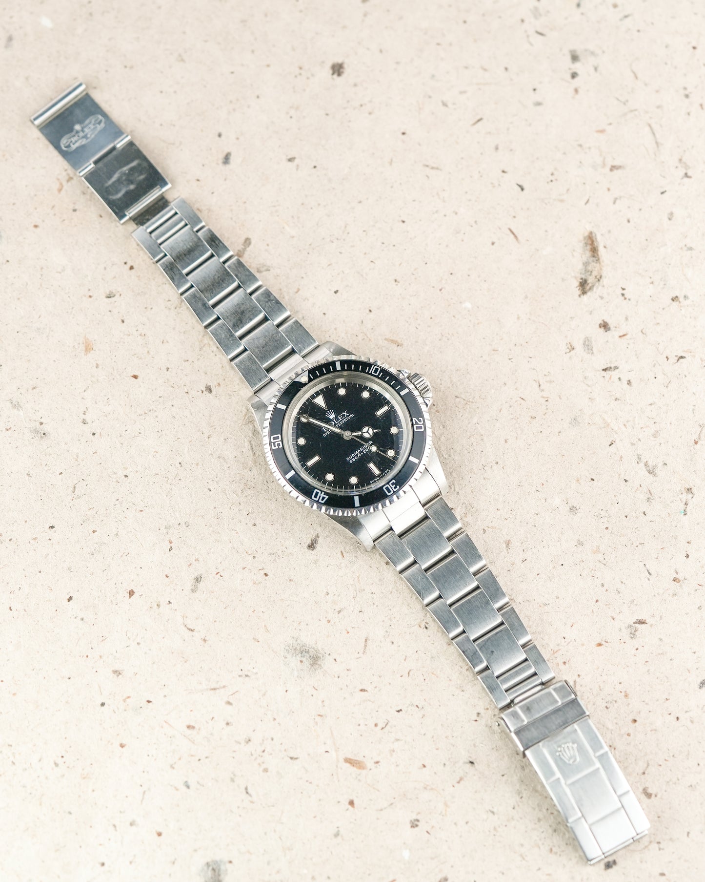 1987 VINTAGE ROLEX SUBMARINER REF. 5513 - FAINT SPIDERY BLACK DIAL