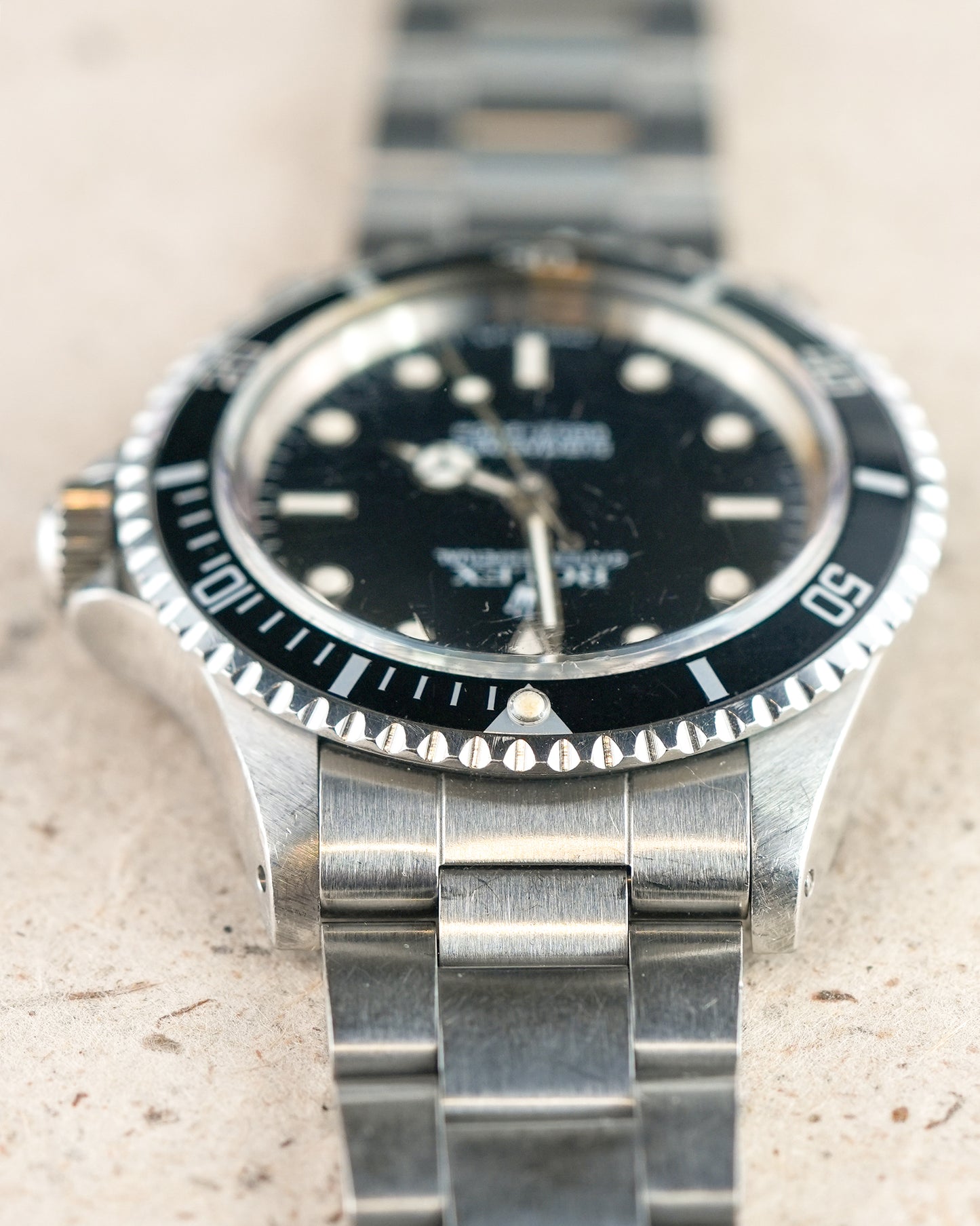 1987 VINTAGE ROLEX SUBMARINER REF. 5513 - FAINT SPIDERY BLACK DIAL