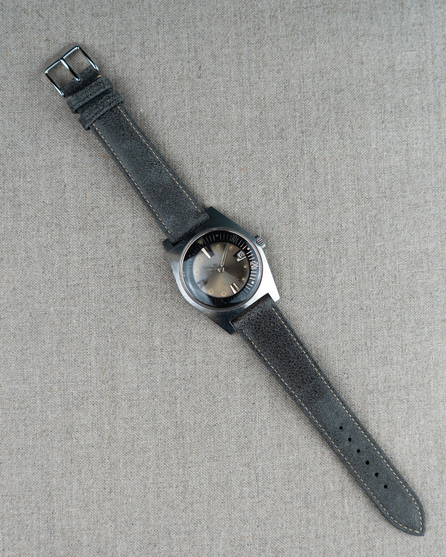 1960's Vintage Aquastar Ref. 1701 - Ghosty-Gray 'Starfish' Sunburst Dial