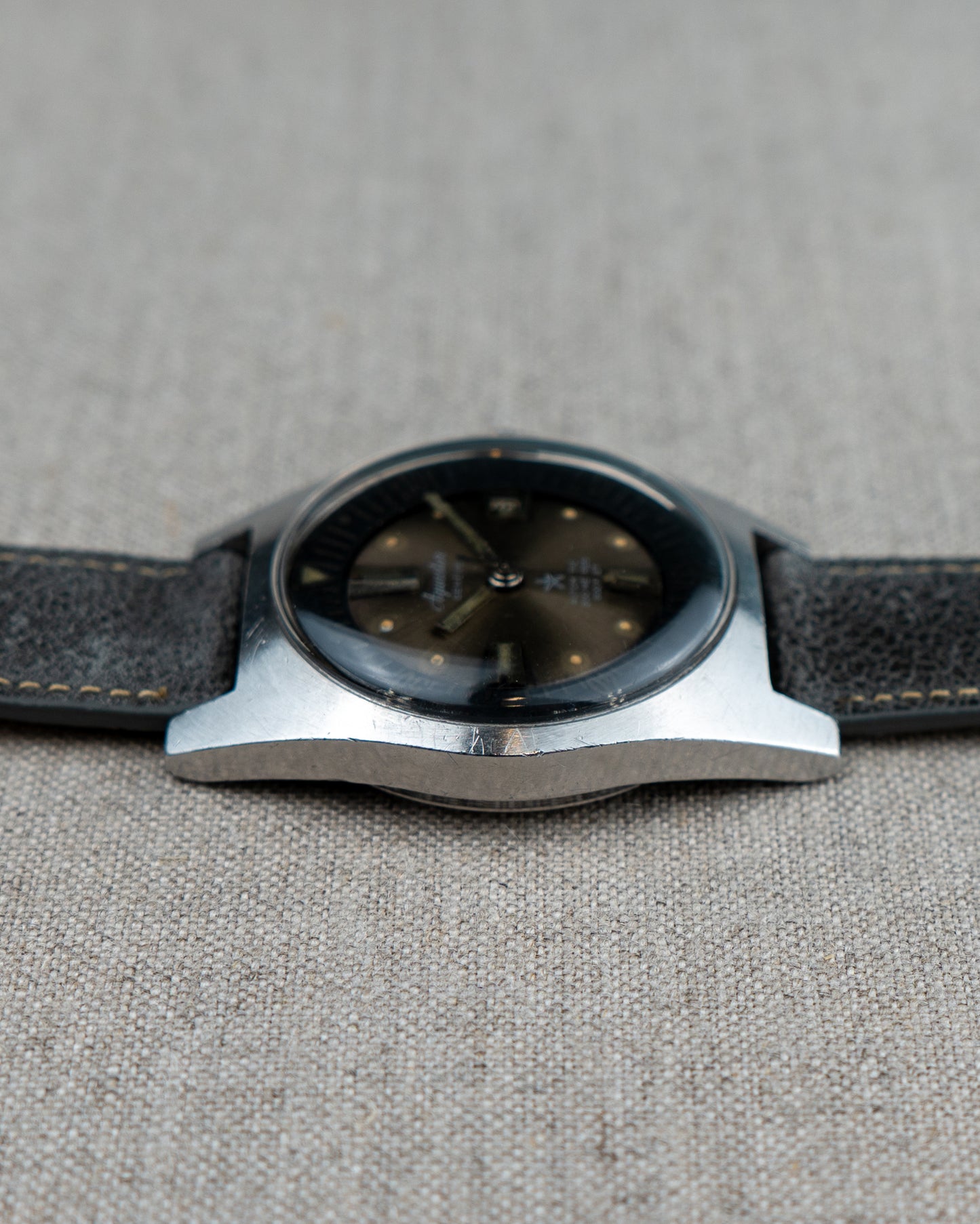 1960's Vintage Aquastar Ref. 1701 - Ghosty-Gray 'Starfish' Sunburst Dial