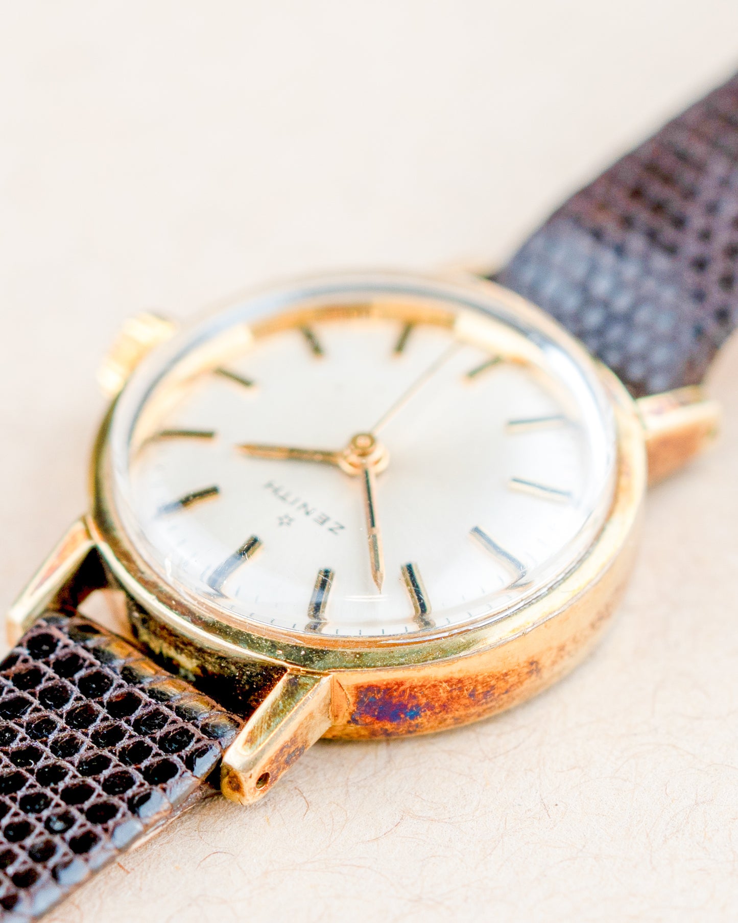 1970'S Vintage Ladies Zenith Time-Only Gold Plated - Silver Dial