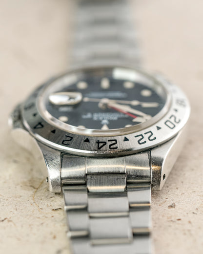 1995 Vintage Rolex Explorer II Ref. 16570 - Creamy Lume Black Dial