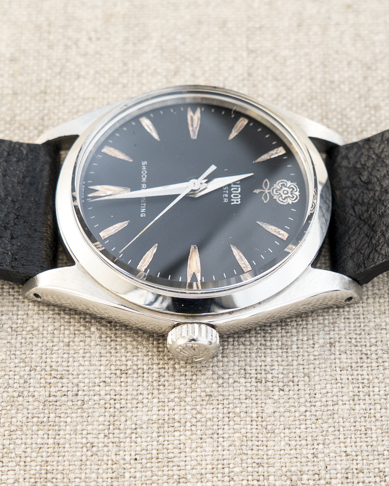 1962 Vintage Tudor Oyster Shock-Resisting Ref. 7934 - Matte Black 'Big Rose' Dial