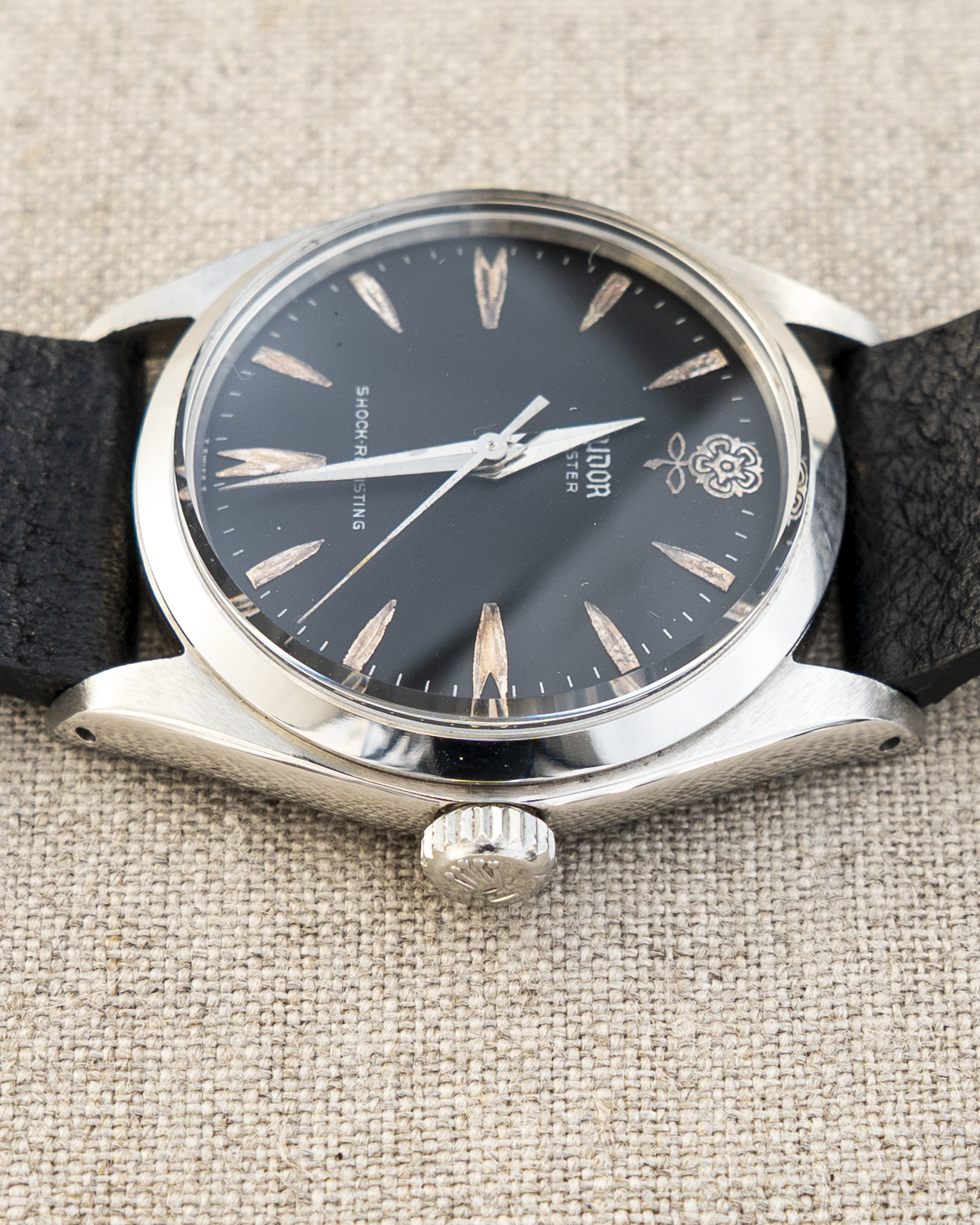 1962 Vintage Tudor Oyster Shock-Resisting Ref. 7934 - Matte Black 'Big Rose' Dial