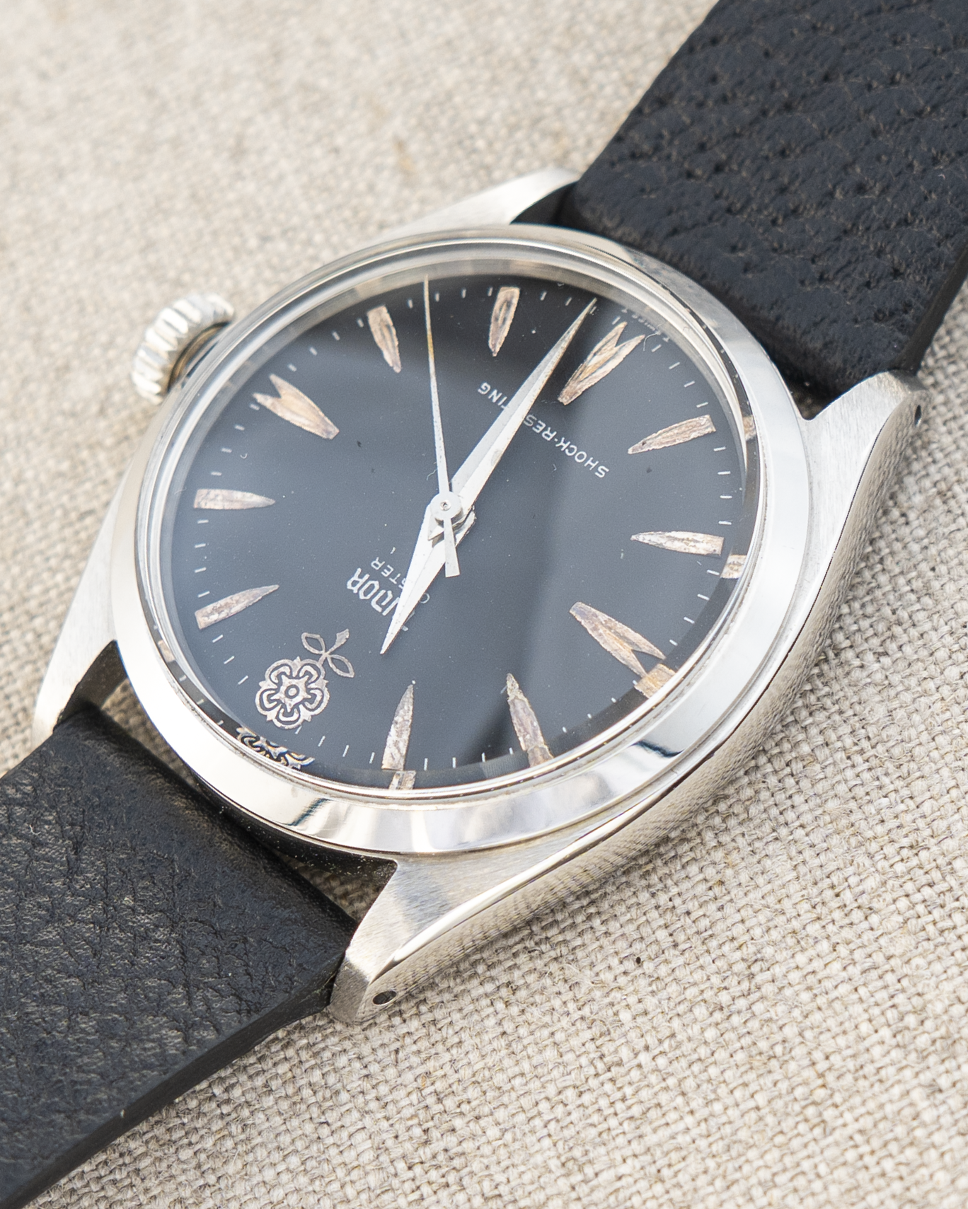 1962 Vintage Tudor Oyster Shock-Resisting Ref. 7934 - Matte Black 'Big Rose' Dial