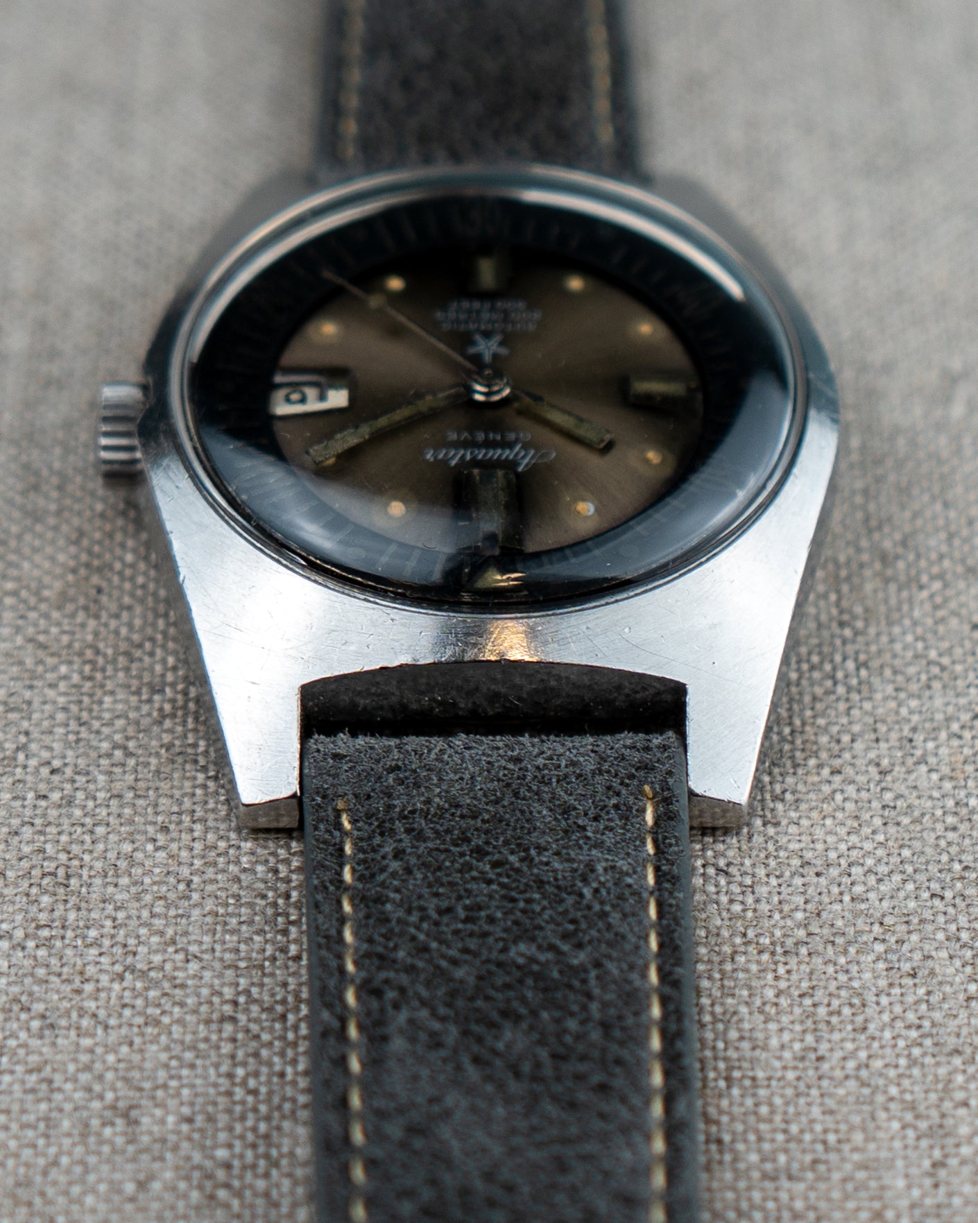 1960's Vintage Aquastar Ref. 1701 - Ghosty-Gray 'Starfish' Sunburst Dial