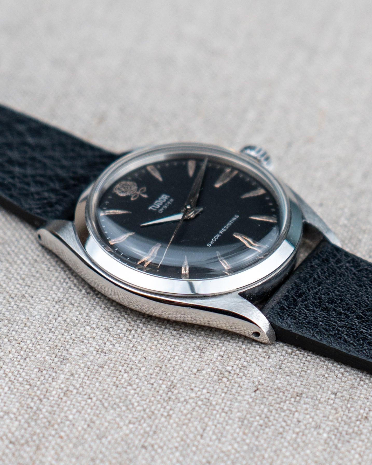 1962 Vintage Tudor Oyster Shock-Resisting Ref. 7934 - Matte Black 'Big Rose' Dial