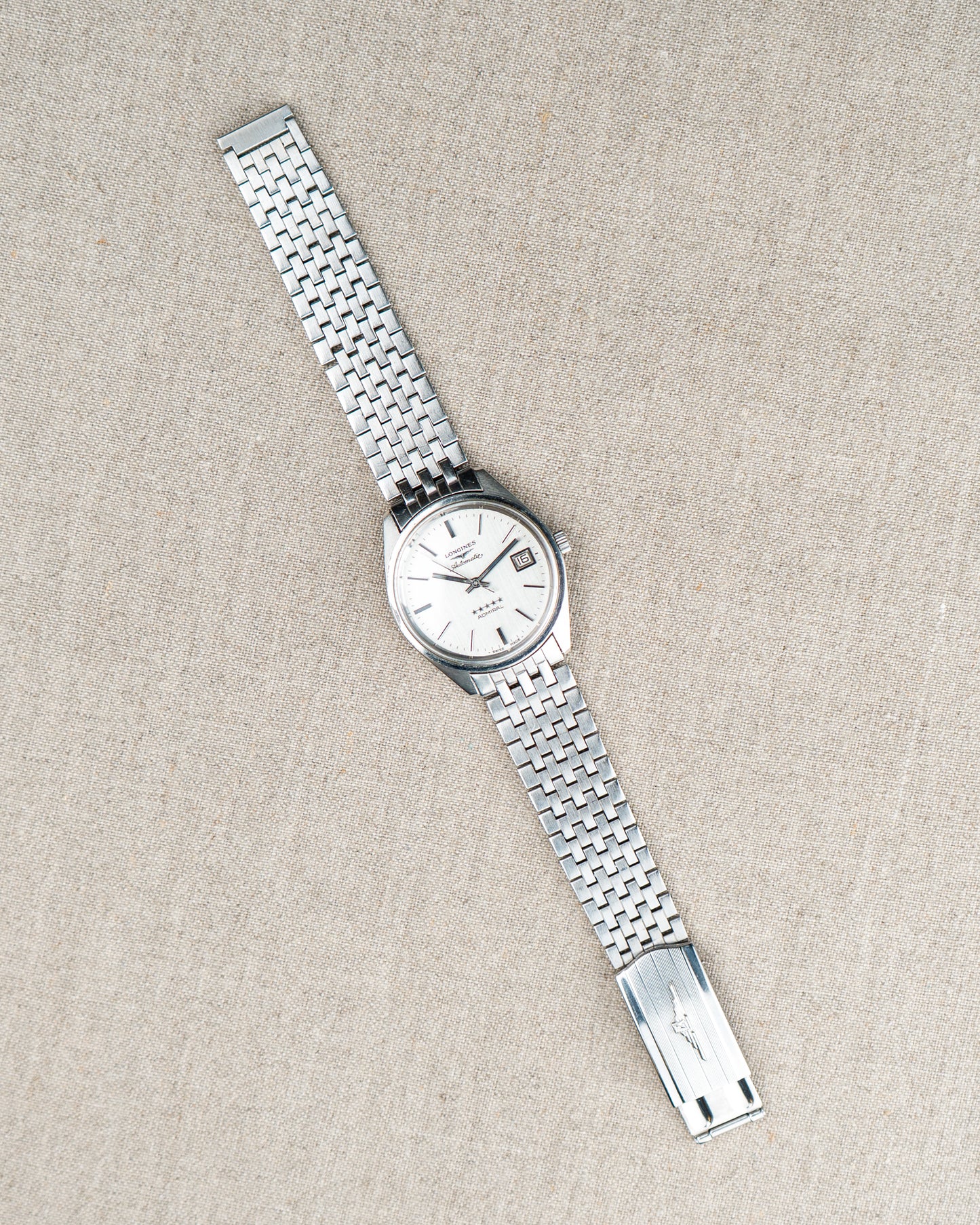 1970's Vintage Longines Admiral 'Brick' Style Bracelet - Silver Vertical Brush Dial