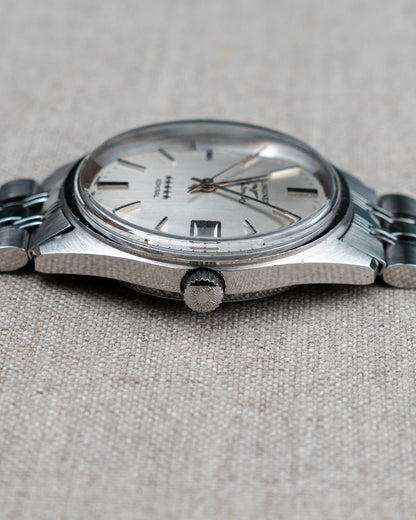 1970's Vintage Longines Admiral 'Oval' Style Bracelet - Silver Vertical Brush Dial