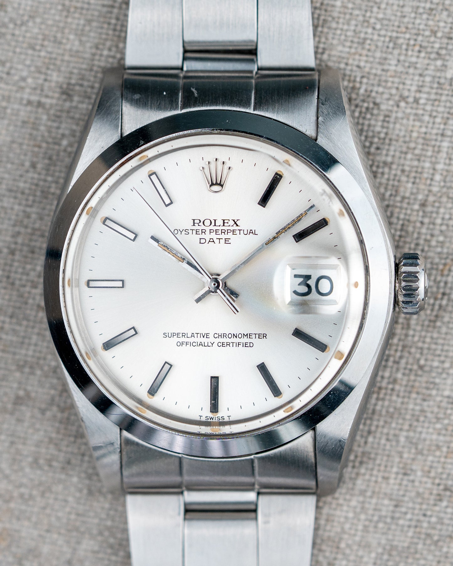 1974 Vintage Rolex Date Ref. 1500 - Silver Dial with Box and Inserts