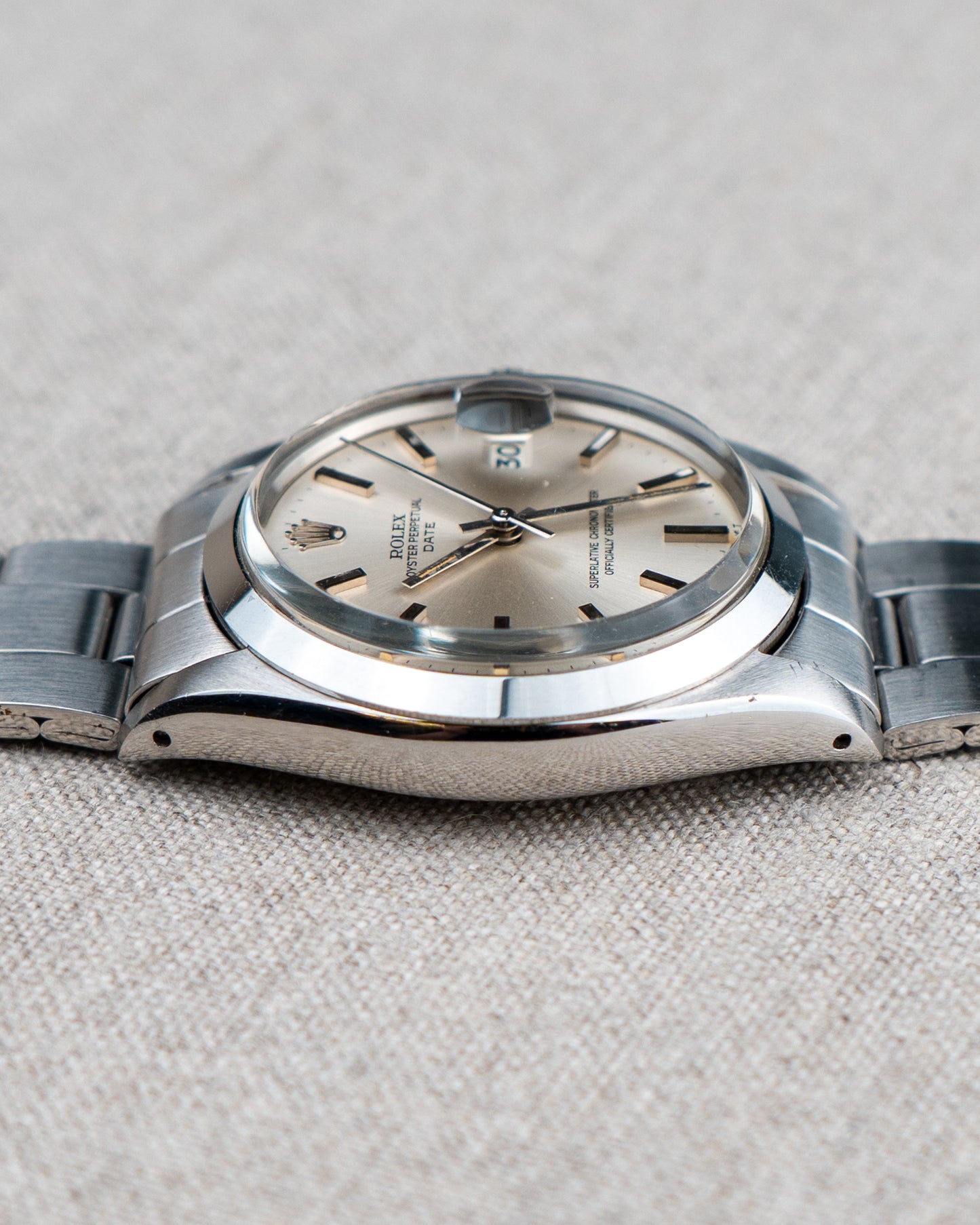 1974 Vintage Rolex Date Ref. 1500 - Silver Dial with Box and Inserts