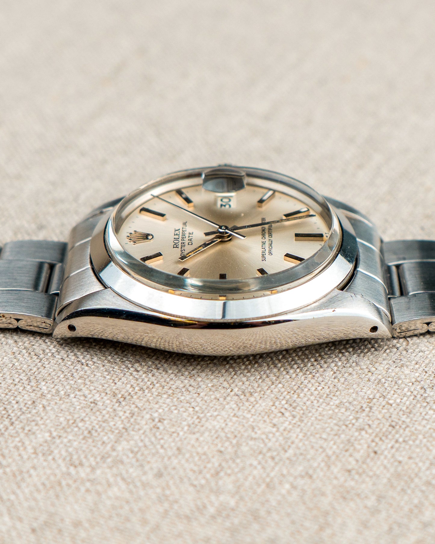 1974 Vintage Rolex Date Ref. 1500 - Silver Dial with Box and Inserts