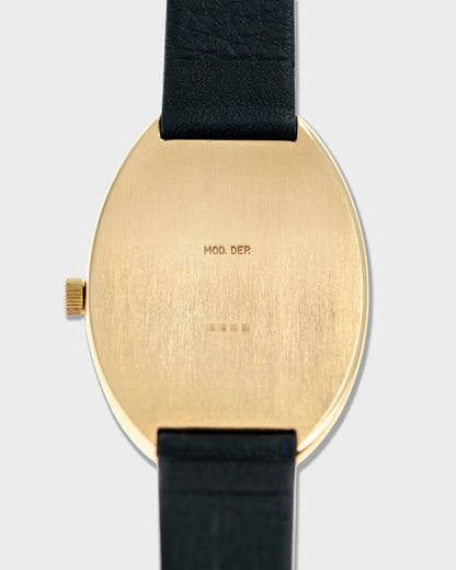 1970's Vintage Yellow Gold Plated Maurice Gerdat Maxi-Oval Ref. 3238 - Champagne Dial