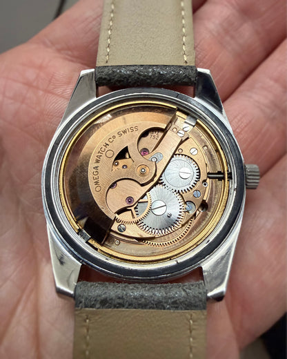 1968 Vintage Omega Seamaster Day-Date Ref. ST 168.032 / ST 168.023 - Silver Sunburst Dial