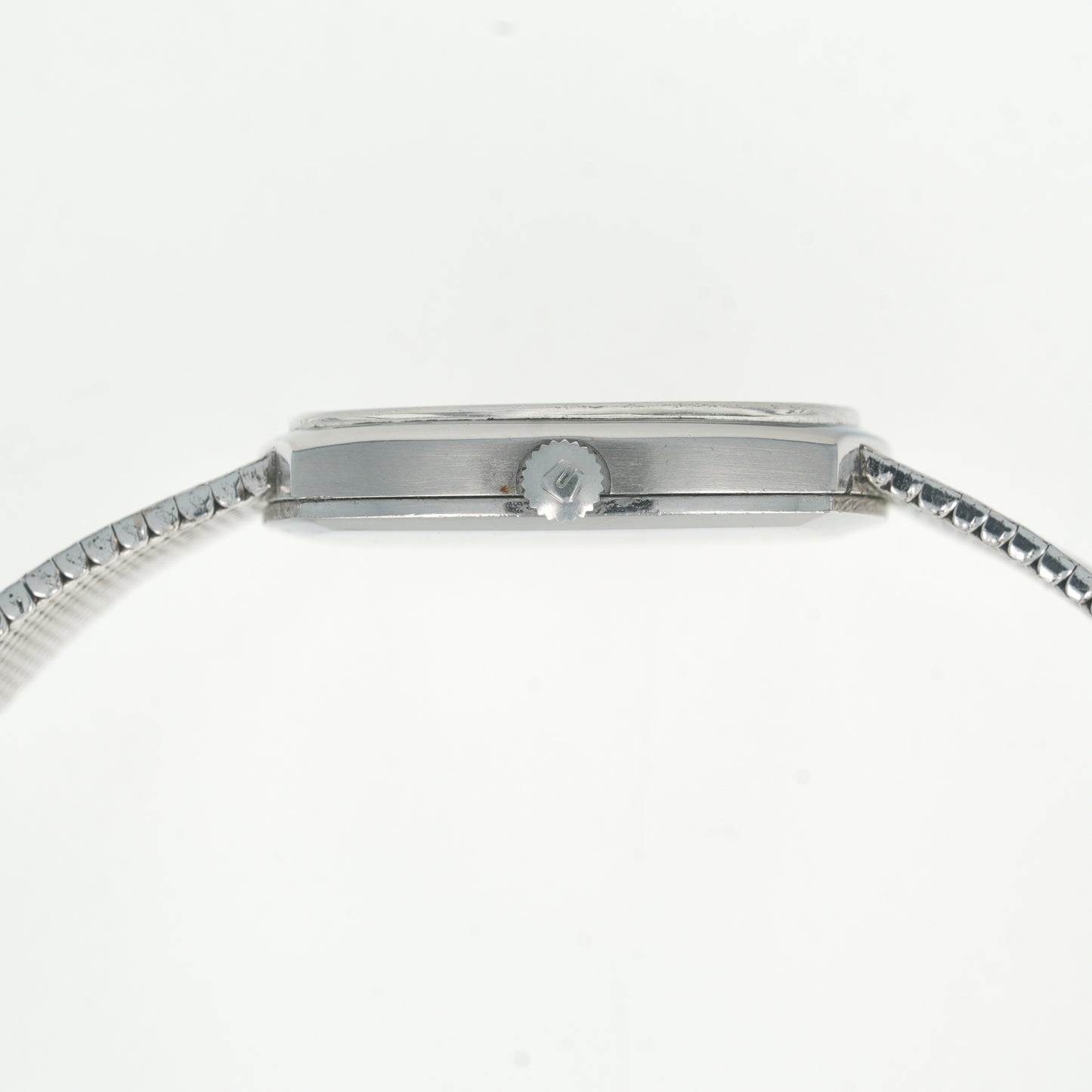 1970's Vintage Universal Geneve White Shadow Automatic - Cushion Shaped Blue Dial